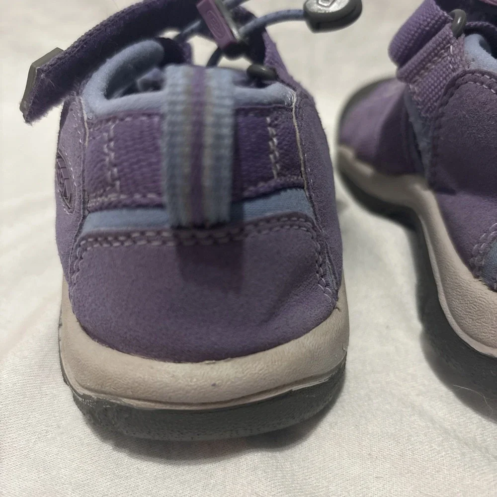 Keen Girls Size 2 Purple Newport Hiking Sandals Waterproof Washable 1014263